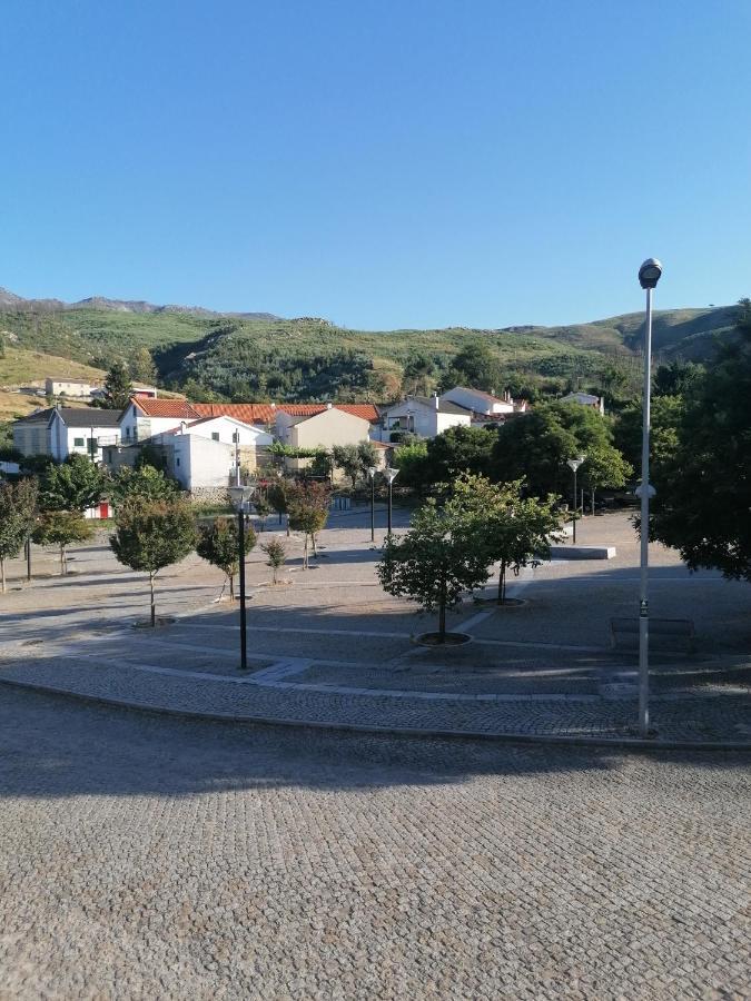Governo'S House Melo Kültér fotó